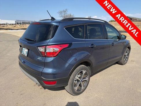 Used 2018 Ford Escape SEL image 3