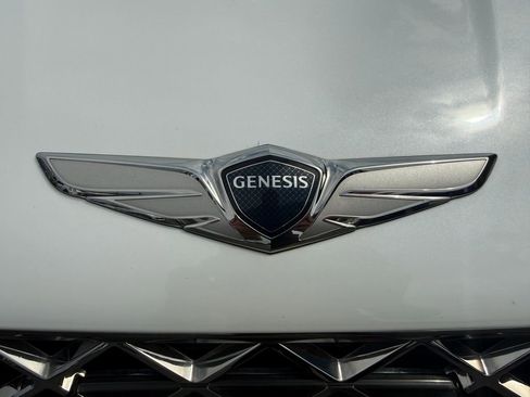 Used 2022 Genesis G80 2.5T image 13