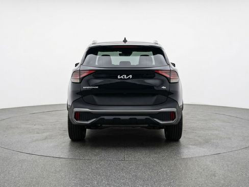 Used 2025 Kia Sportage LX image 6