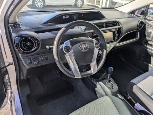 Used 2017 Toyota Prius C Three image 16