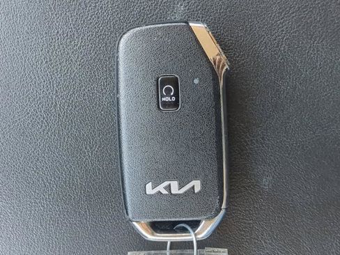 Used 2023 Kia Sorento S FWD image 30