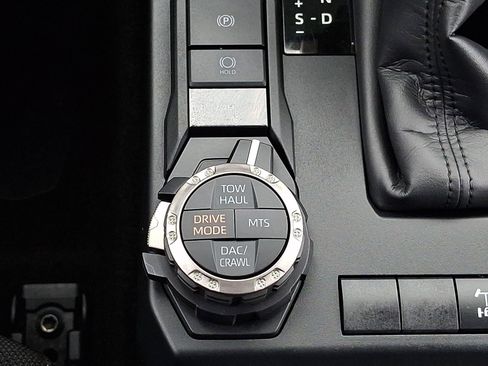 Certified 2025 Toyota 4Runner TRD Off-Road image 26