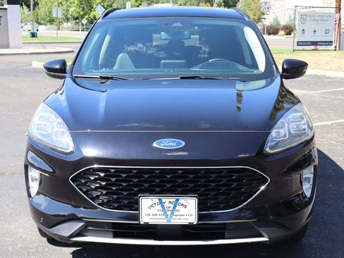 Used 2020 Ford Escape Titanium AWD/4WD image 12
