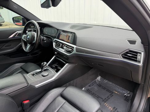 Used 2021 BMW 430i Coupe w/ M Sport Package RWD image 16