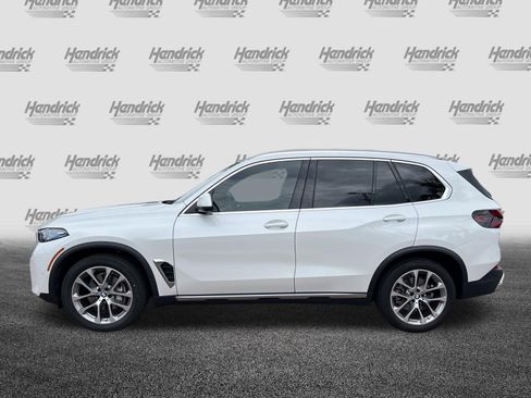 Certified 2024 BMW X5 xDrive40i w/ Premium Package AWD/4WD image 7