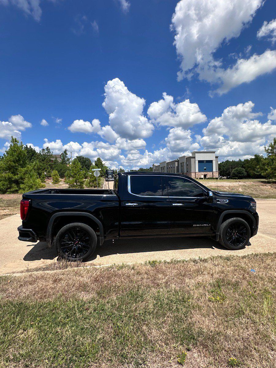 Used 2022 GMC Sierra 1500 Denali AWD/4WD image 5