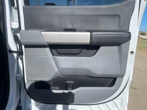 Used 2023 Ford F250 XLT w/ F-250 >10K GVWR Package image 37