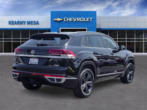 Used 2020 Volkswagen Atlas Cross Sport SE w/ Panoramic Sunroof Package AWD/4WD image 6