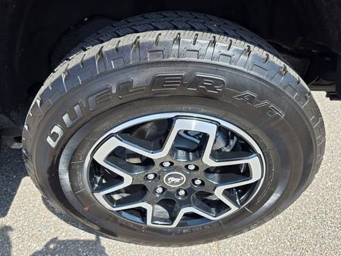 Certified 2025 Ford Bronco Outer Banks AWD/4WD image 11