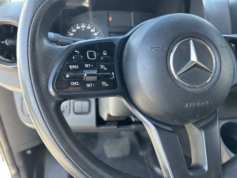 Used 2019 Mercedes-Benz Sprinter 144 image 25