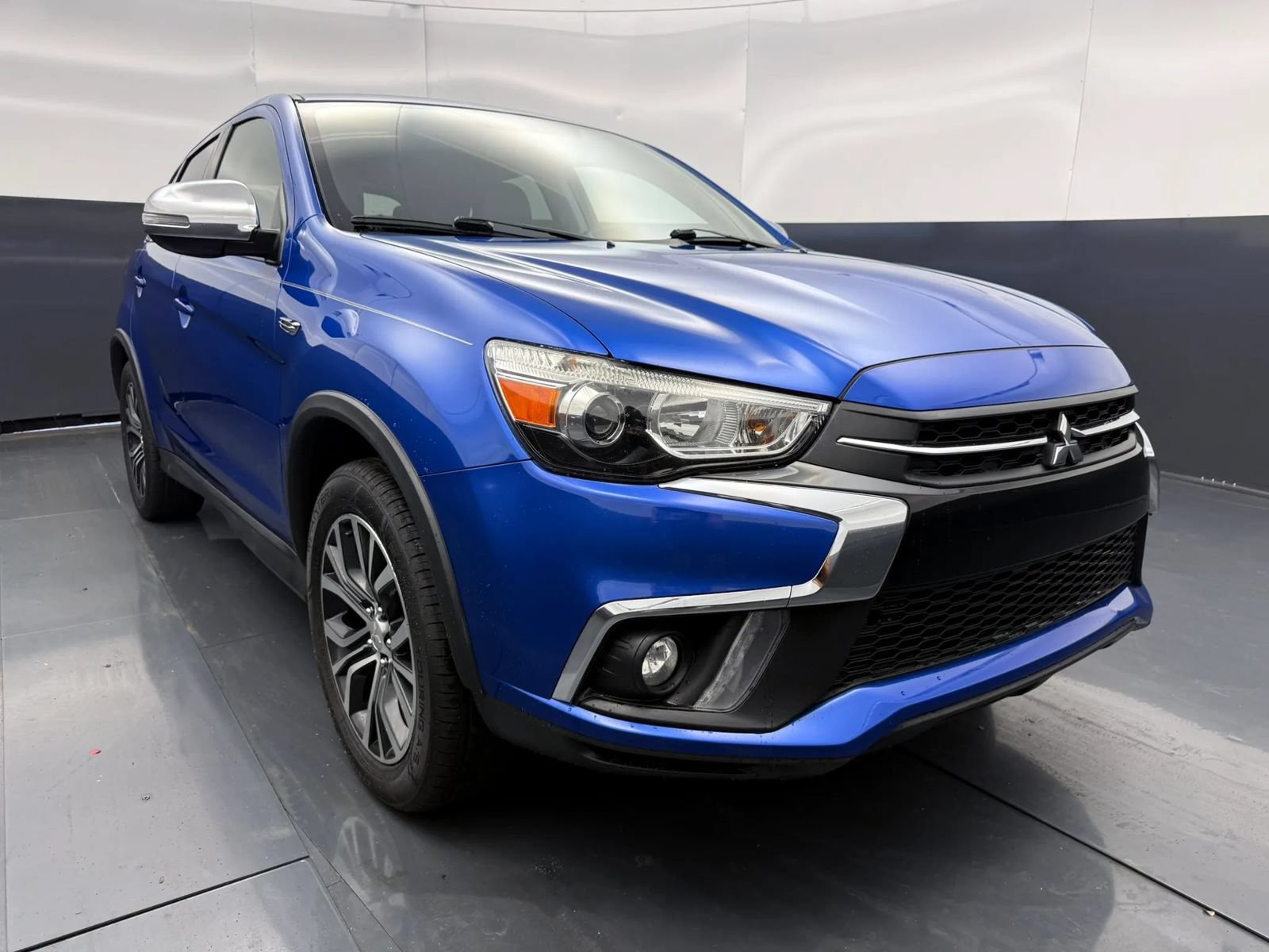 Used 2018 Mitsubishi Outlander Sport SE AWD/4WD image 1