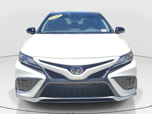 Used 2024 Toyota Camry XSE FWD image 2