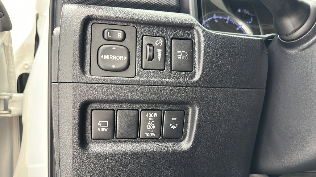 Used 2022 Toyota 4Runner Limited AWD/4WD image 24