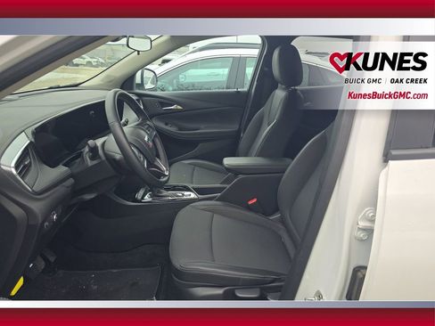 Used 2025 Buick Encore GX Preferred image 14