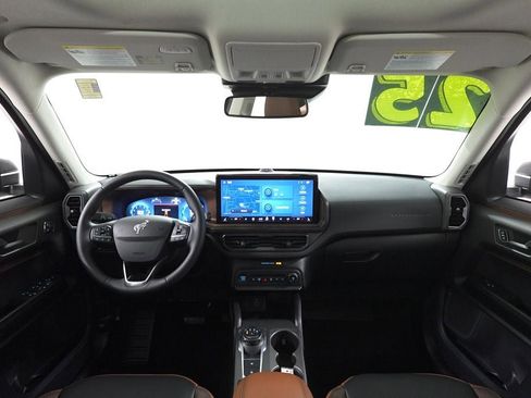 Used 2025 Ford Bronco Sport Outer Banks w/ Outer Banks Tech Package+ image 7