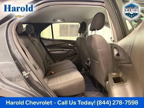 Used 2023 Chevrolet Equinox LT FWD image 9