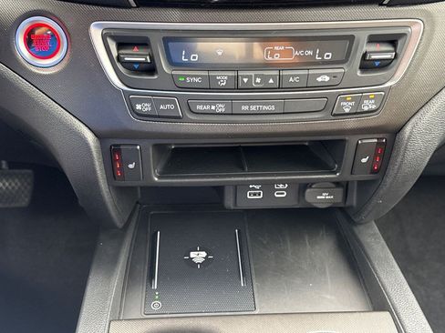 Used 2024 Honda Ridgeline TrailSport image 33