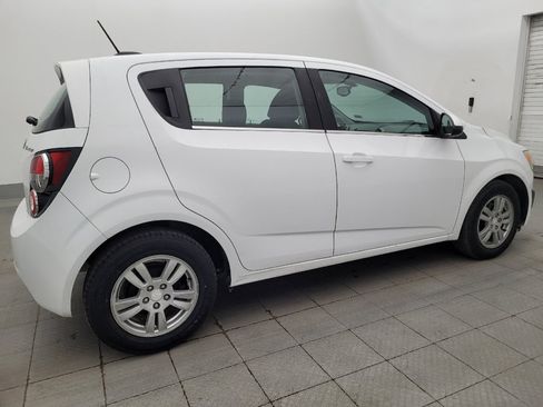 Used 2016 Chevrolet Sonic LT FWD image 10
