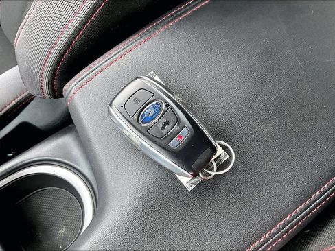 Used 2023 Subaru Impreza 2.0i Sport image 11