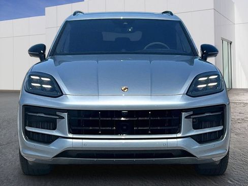 Certified 2026 Porsche Cayenne GTS AWD/4WD image 10