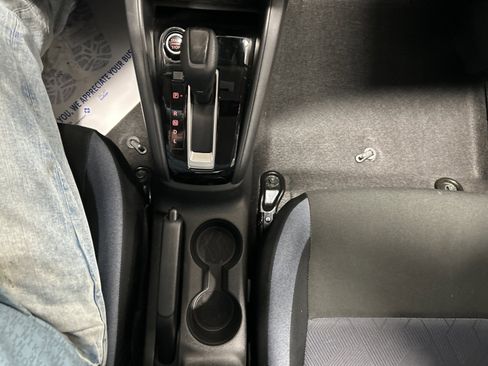 Used 2025 Nissan Versa SV image 22