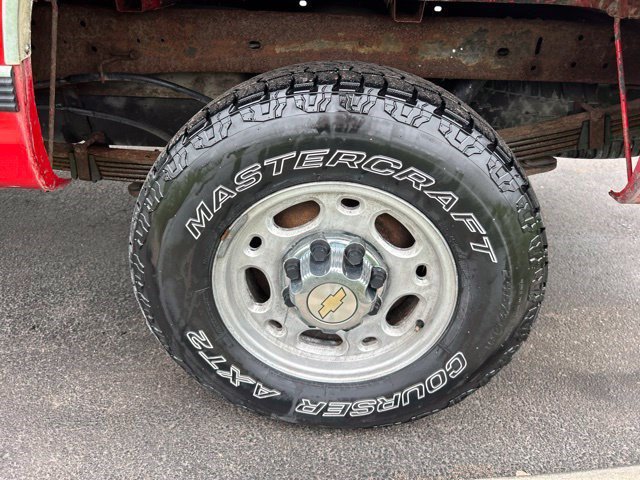 Used 1998 Chevrolet Silverado 2500 2WD Regular Cab w/ Comfort & Convenience Pkg image 26