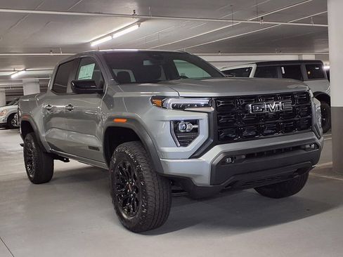 New 2026 GMC Canyon Elevation w/ Convenience Package RWD image 3