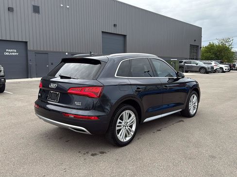 Used 2018 Audi Q5 2.0T Premium Plus w/ Premium Plus Package AWD/4WD image 3