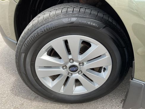 Used 2015 Subaru Outback 2.5i Premium w/ Popular Package #2 AWD/4WD image 39