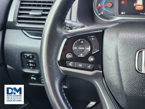 Used 2020 Honda Pilot Touring image 35