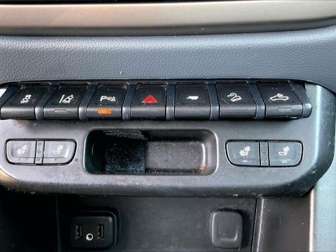 Used 2021 Chevrolet Colorado Z71 w/ Safety Package image 30