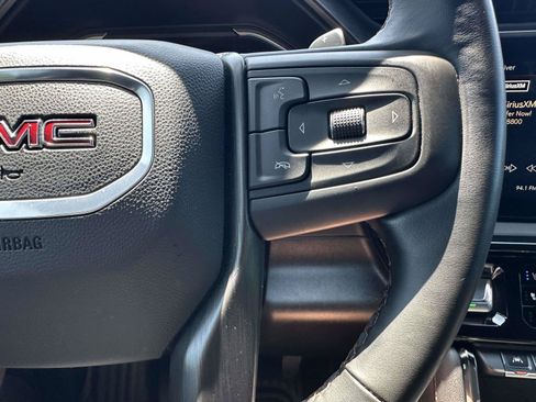 Used 2024 GMC Sierra 1500 AT4 w/ Technology Package AWD/4WD image 13