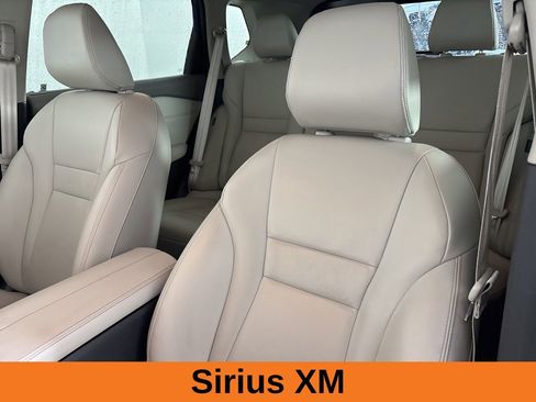 Used 2023 Nissan Rogue SL w/ SL Premium Package image 12