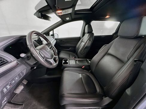 Used 2025 Honda Odyssey Sport-L image 13