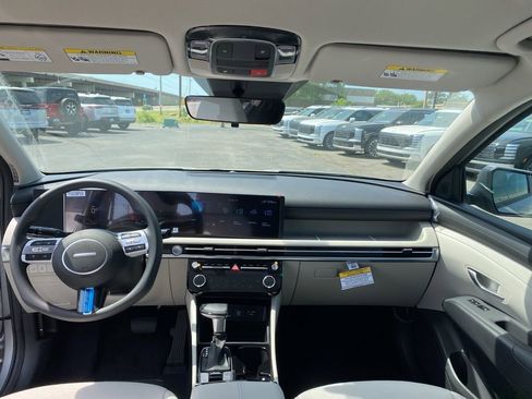 New 2026 Hyundai Tucson SEL FWD image 27