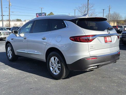 Used 2018 Buick Enclave Essence image 28