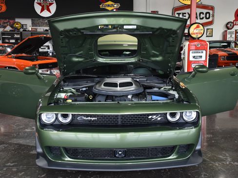 Used 2023 Dodge Challenger R/T Scat Pack image 11
