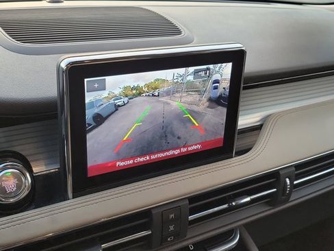 Used 2022 Lincoln Corsair FWD w/ Equipment Group 101A image 17