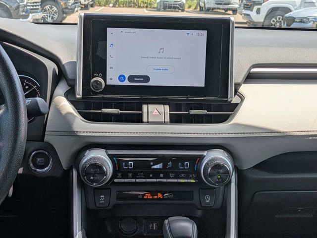 Used 2025 Toyota RAV4 XLE FWD image 17
