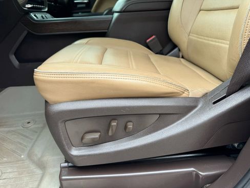 Used 2018 GMC Sierra 3500 Denali w/ Duramax Plus Package image 12