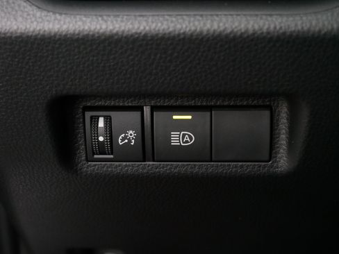 Certified 2025 Toyota RAV4 XLE image 27