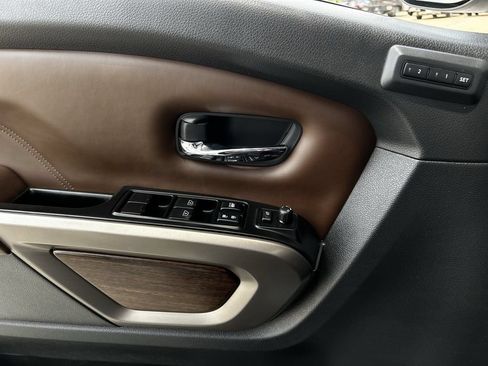 Used 2023 Nissan Titan Platinum Reserve w/ Moonroof Package RWD image 25