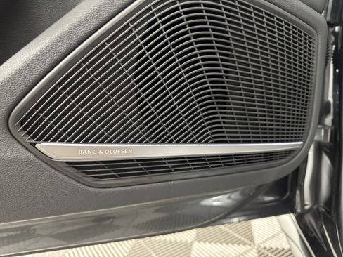 Used 2021 Audi A4 2.0T Premium Plus w/ Premium Plus Package image 18