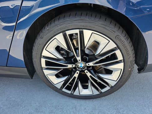 New 2026 BMW 530i w/ Premium Package RWD image 6