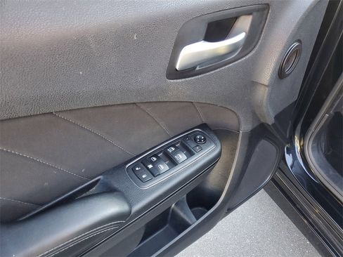 Used 2020 Dodge Charger GT w/ Blacktop Package image 11