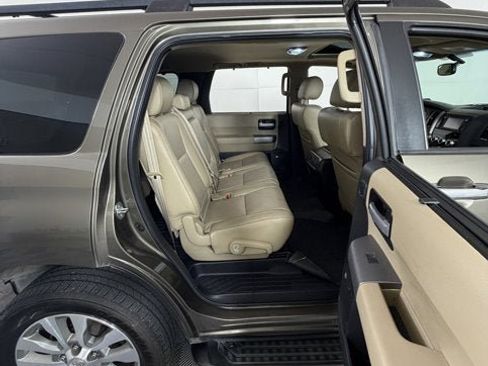 Used 2017 Toyota Sequoia Limited w/ Safety & Convenience Package RWD image 6