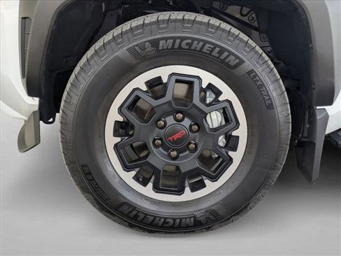 Used 2025 Toyota 4Runner 4WD image 22