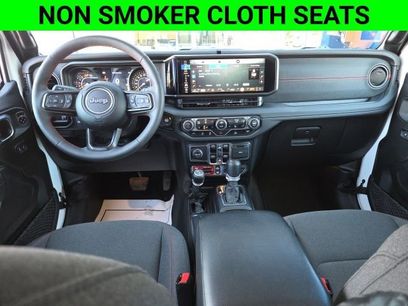 Used 2024 Jeep Wrangler Unlimited Rubicon w/ XTREMEE 35" Tire Package