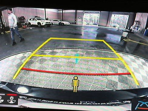 Used 2024 Toyota Camry XSE image 30