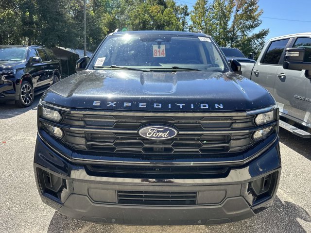 Used 2025 Ford Expedition Active AWD/4WD image 12